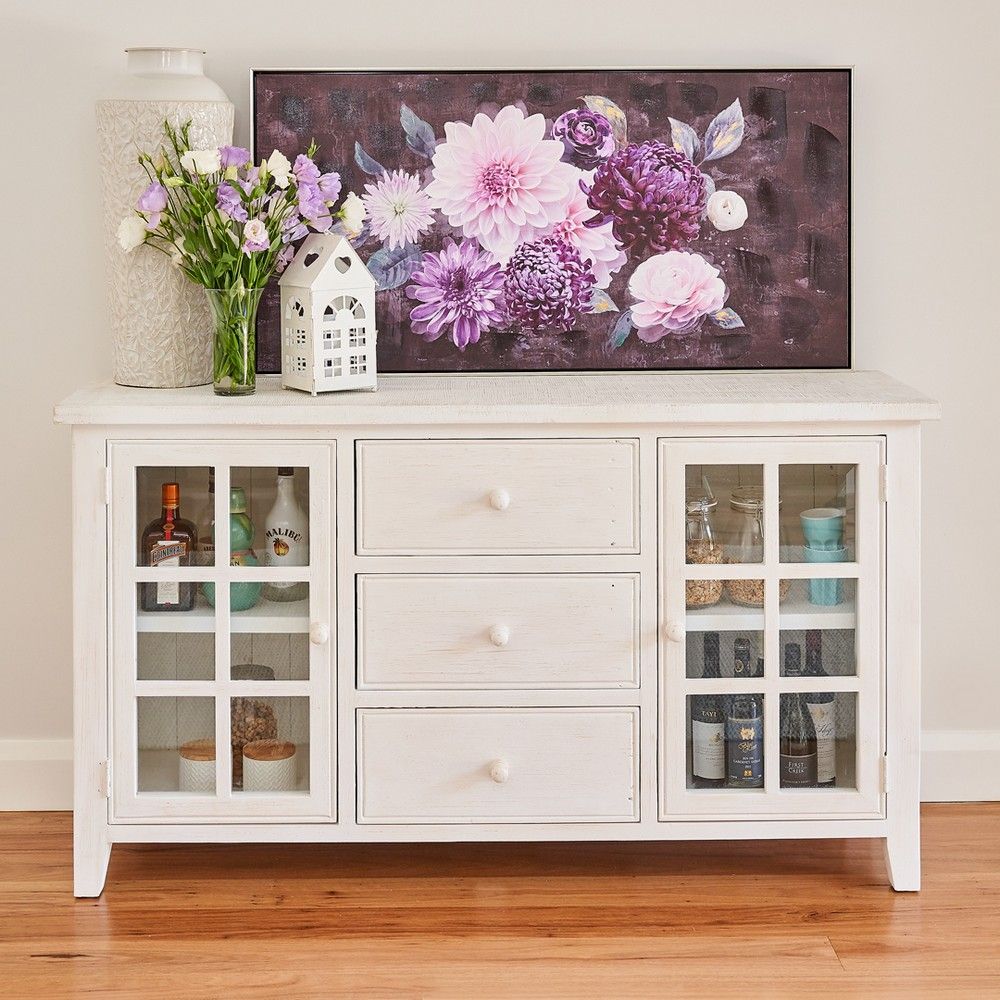 How To Decorate With Two-Tone Furniture