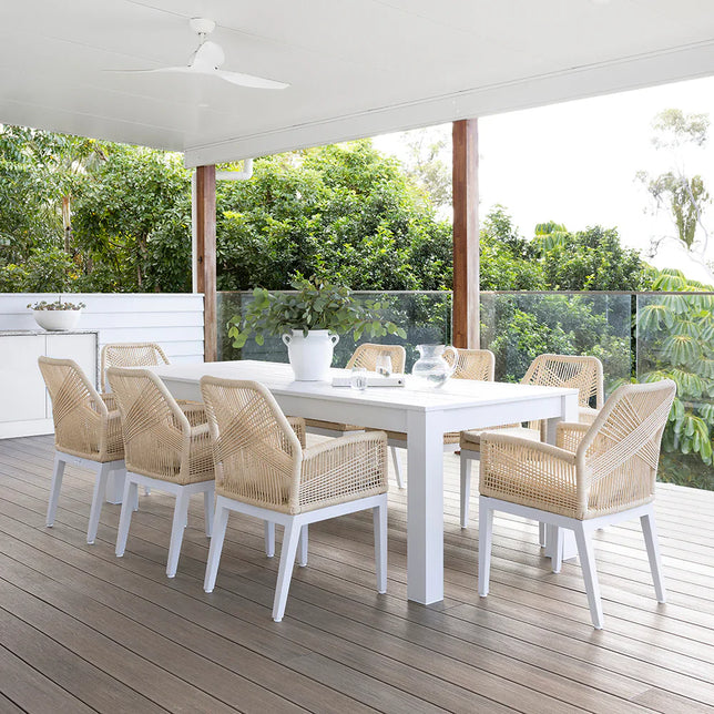 Outdoor Dining Tables